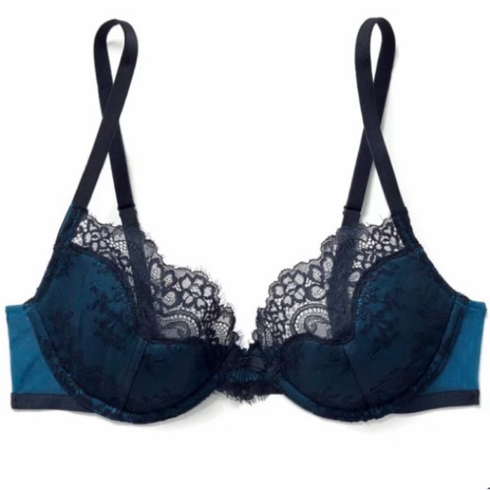 Adore Me Evelyn Unlined Bra - 36C